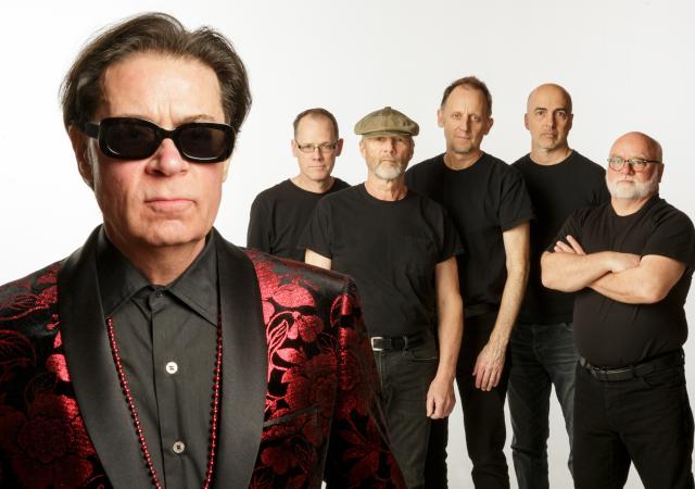 Louie & The Flashbombs