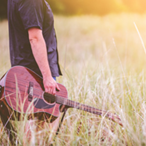 Guitarist - Solo